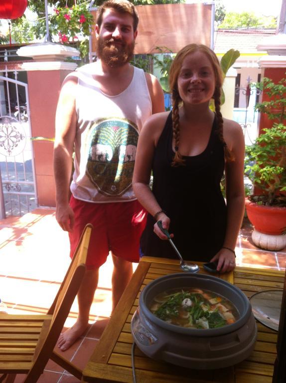 Red Ceramics Homestay Hoi An Bagian luar foto