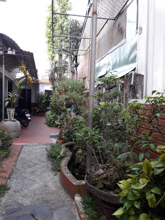 Red Ceramics Homestay Hoi An Bagian luar foto